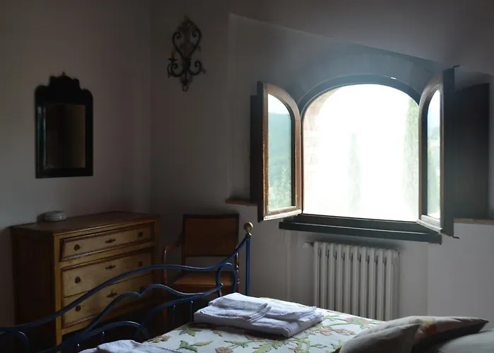 Celle Di Lecchi Fienile بيت للعطل